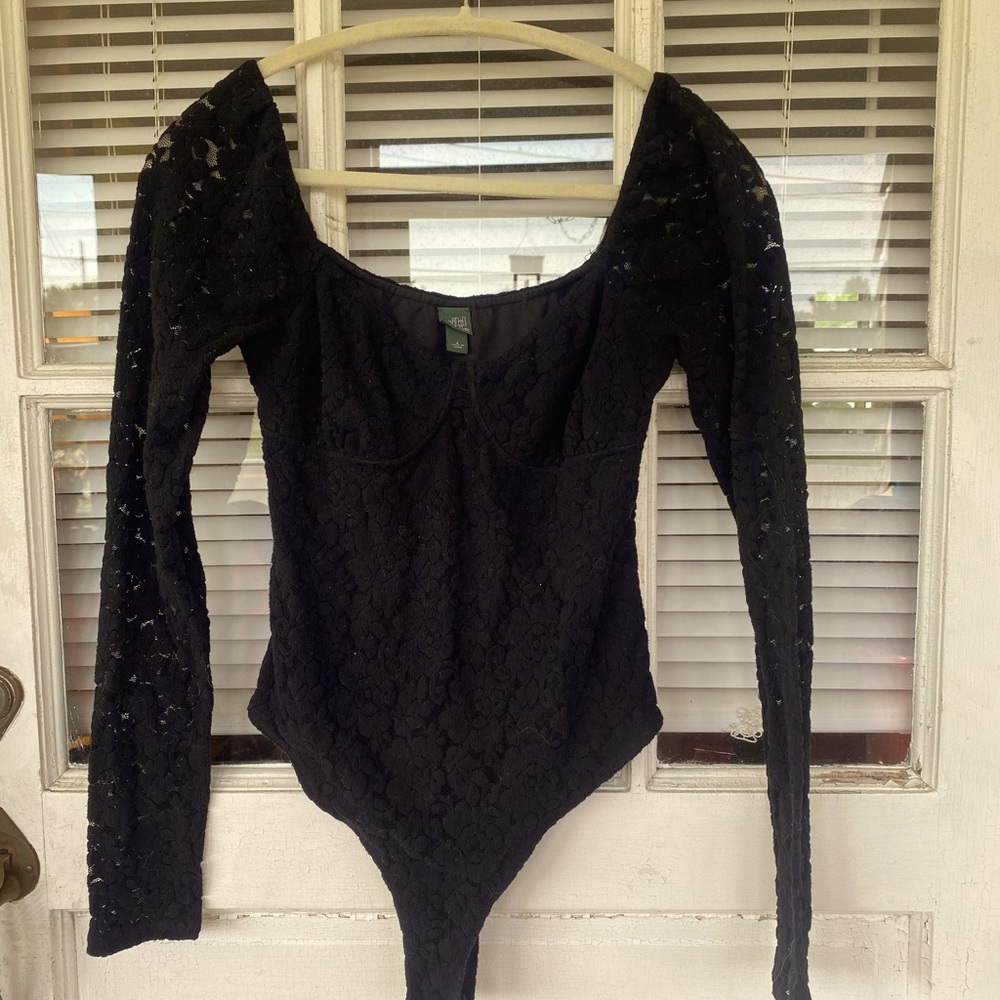 black laced long sleeve top